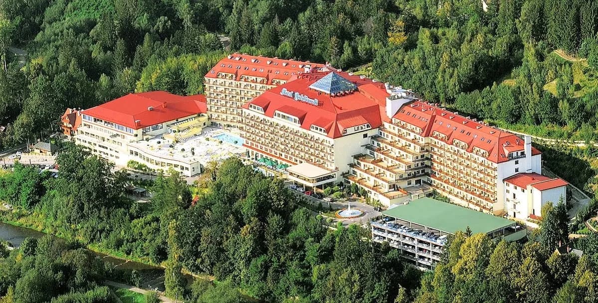 Kiedy powstał hotel Gołębiewski w Wiśle? Poznaj jego historię
