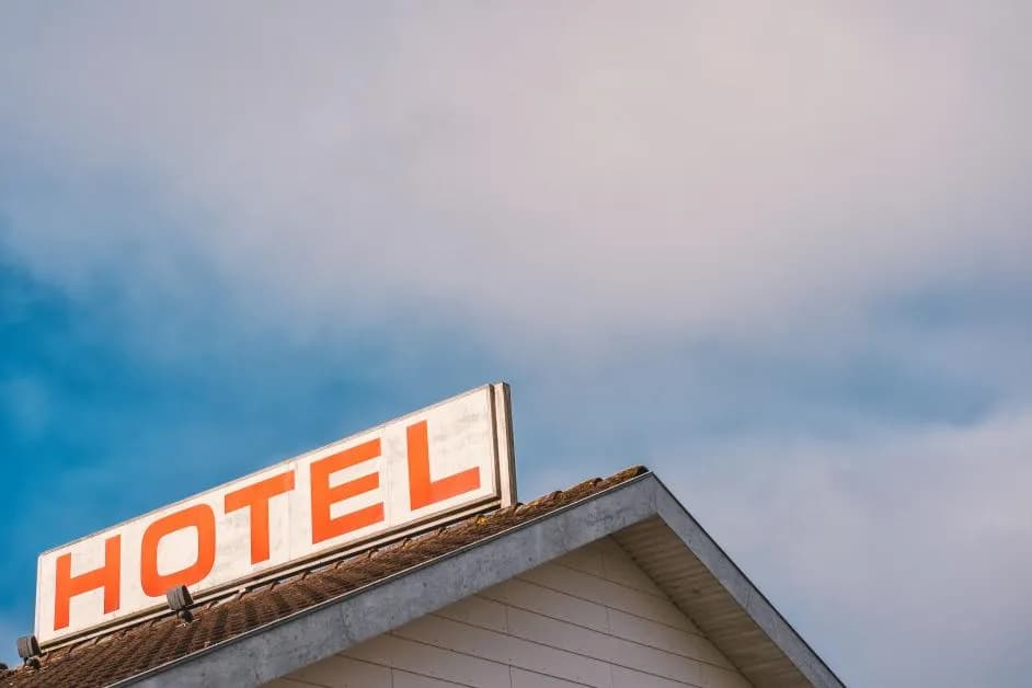 Jak otworzyć hotel: kluczowe kroki, aby uniknąć kosztownych błędów