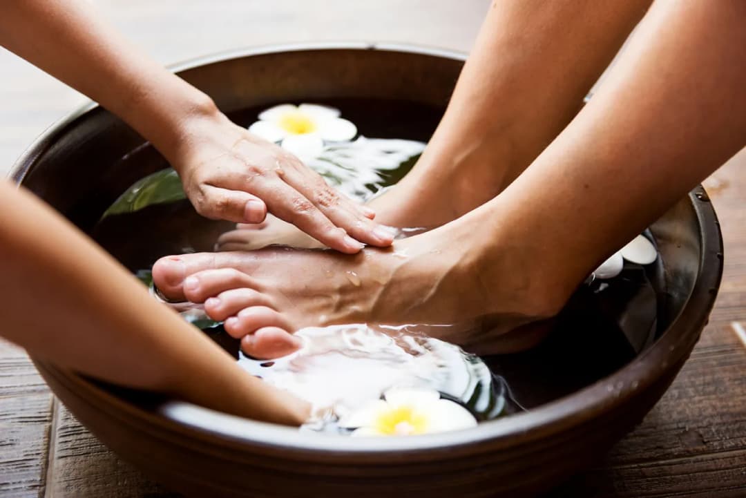 Jak foot spa może odmienić Twoje wieczory: relaks i zdrowie stóp
